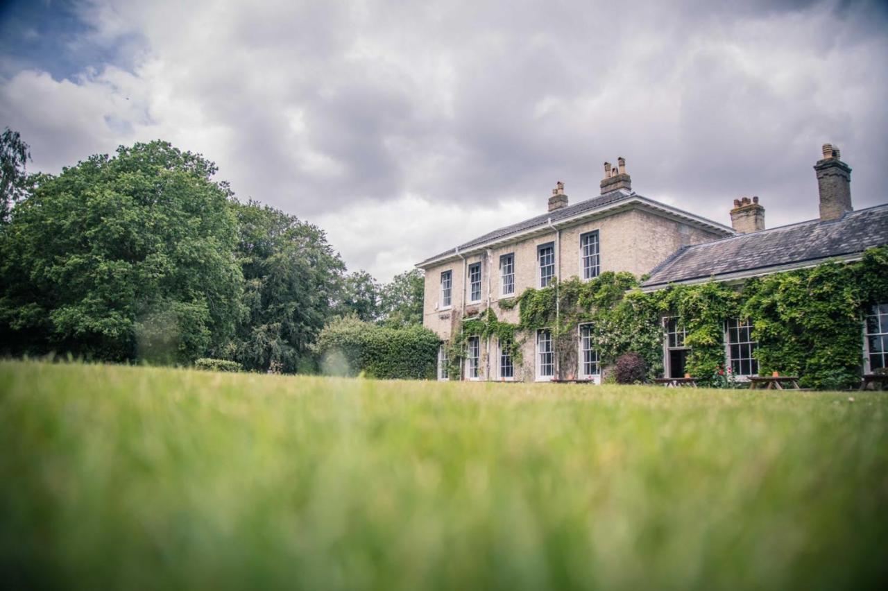 Caistor Hall Arminghall Экстерьер фото