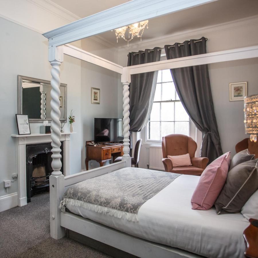 Caistor Hall Arminghall Экстерьер фото